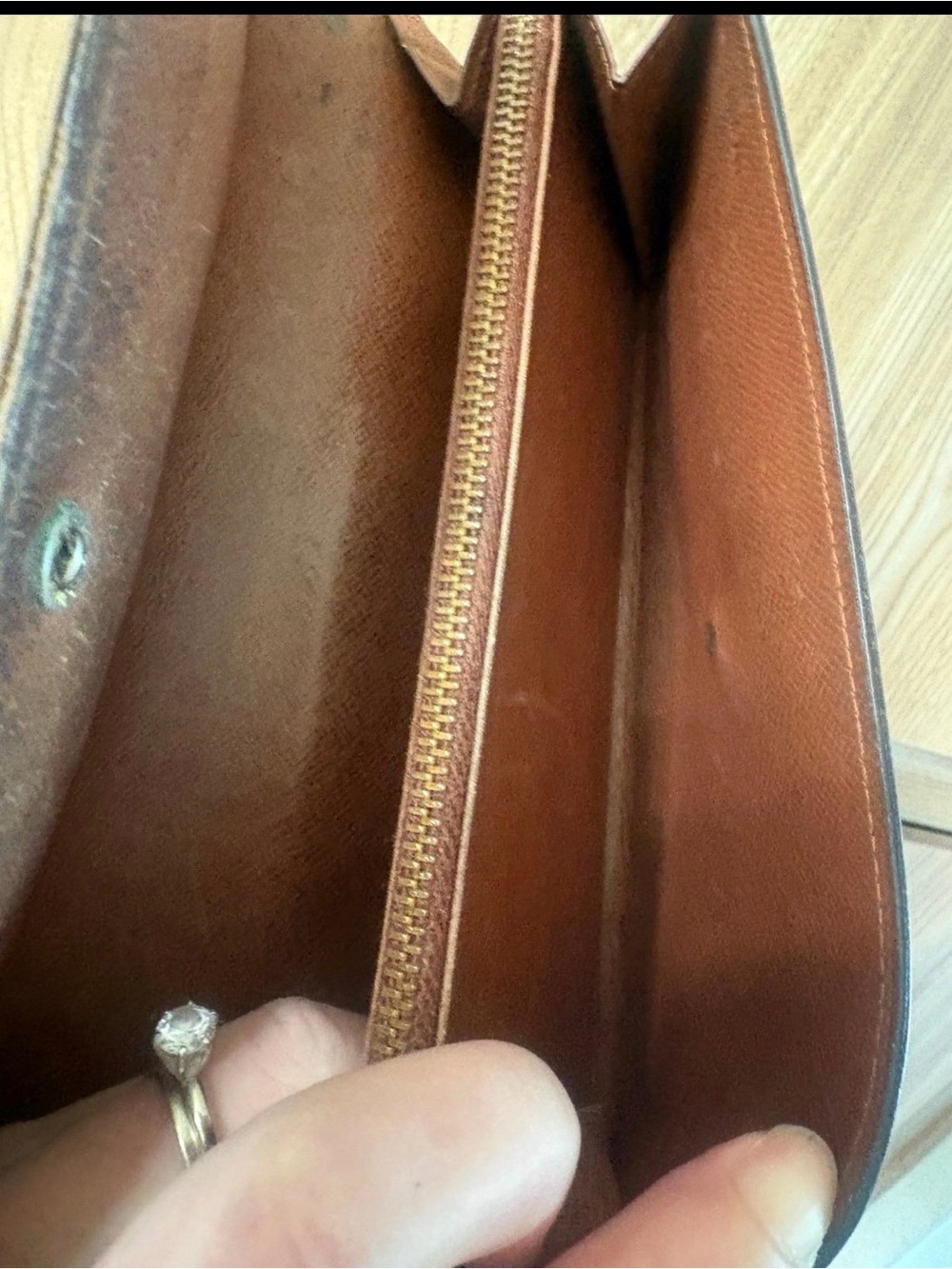 Auth Louis Vuitton Monogram Sarah wallet Vintage 1980’s - Picture 5 of 10